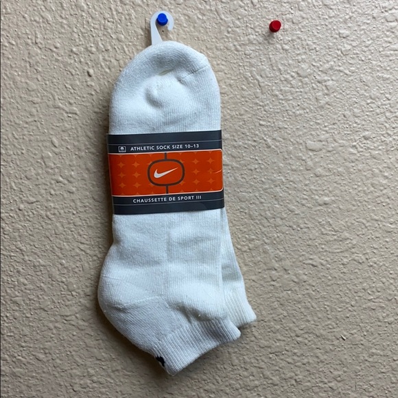 nike socks with grey swoosh